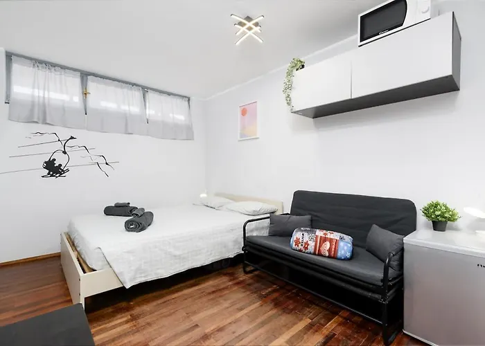 - 200 Mt Dalle Piste Da Sci - Monolocale Apartment *